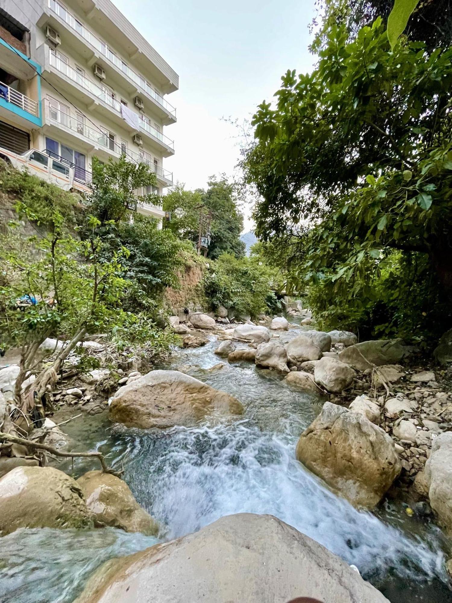 Hotel Shiv Inn Near Secret Waterfall Rishikesh Exterior photo