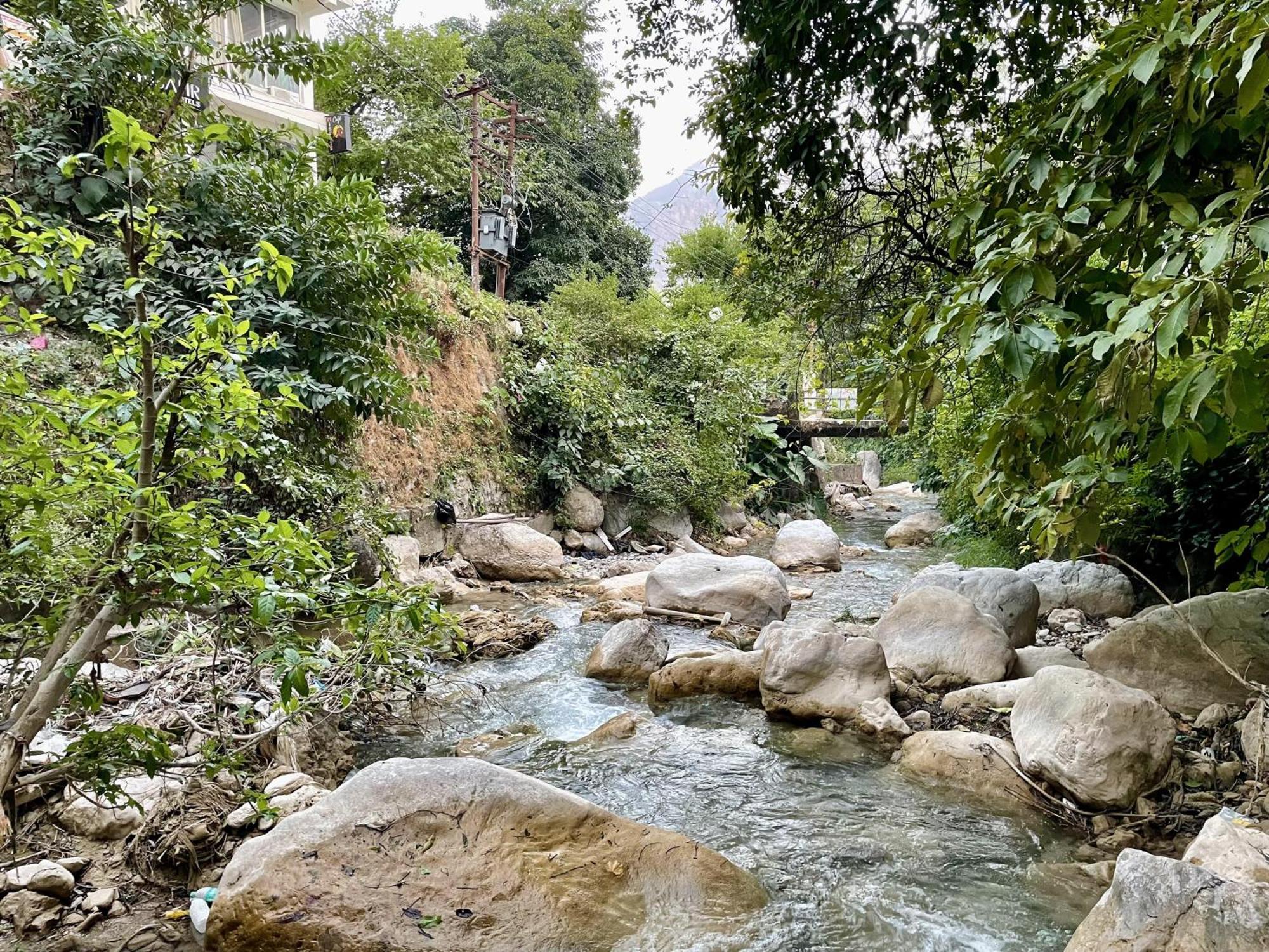 Hotel Shiv Inn Near Secret Waterfall Rishikesh Exterior photo